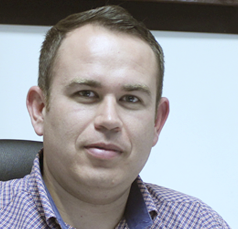 Qualtop :: Luis Marquez